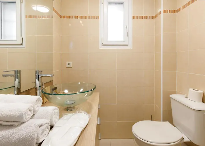 La Petite Yourhosthelper Casa vacanze Grimaud